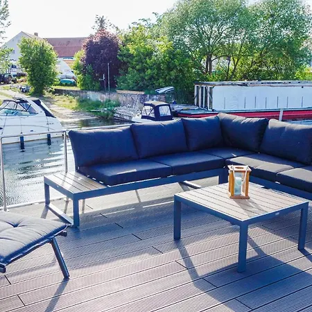Cozy Ship In Havelsee Ot Kuetzkow With Kitchen Botel *